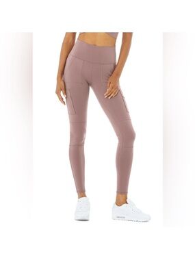 Alo Yoga High-Waist Cargo Leggings